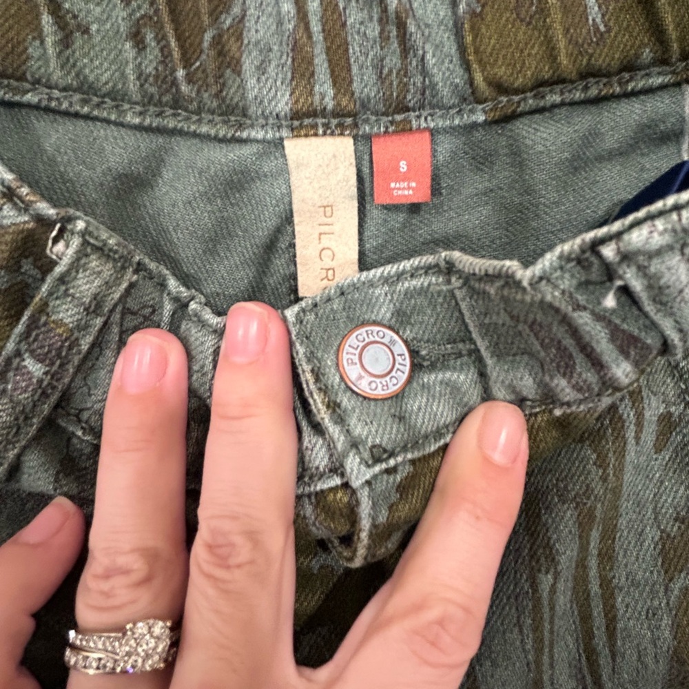 Pilcro Anthropologie Y2K Cottagecore Floral Denim Cutoff Shorts Green Print Sm - Picture 2 of 7
